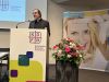 Pfr. Dominik Zitzler begrüßt im Namen des Bistums und hebt die großen Leistungen des KDFB hervor, wie z. B. die Solibrot-Aktion